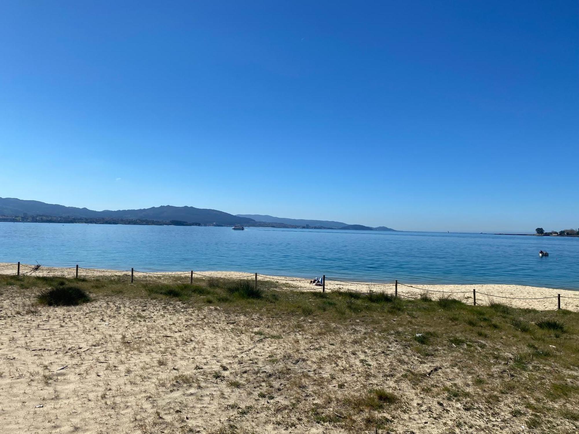 Loft Playa Rodeira Apartment Cangas do Morrazo Bagian luar foto